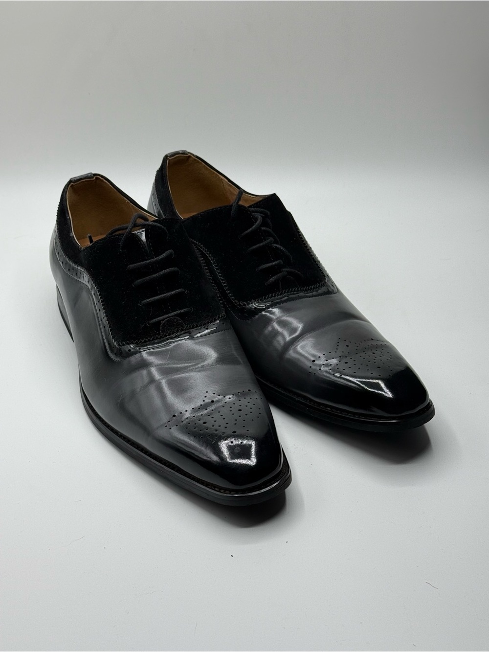 Men's Black Patent Leather Lace-Up Derby Oxfords